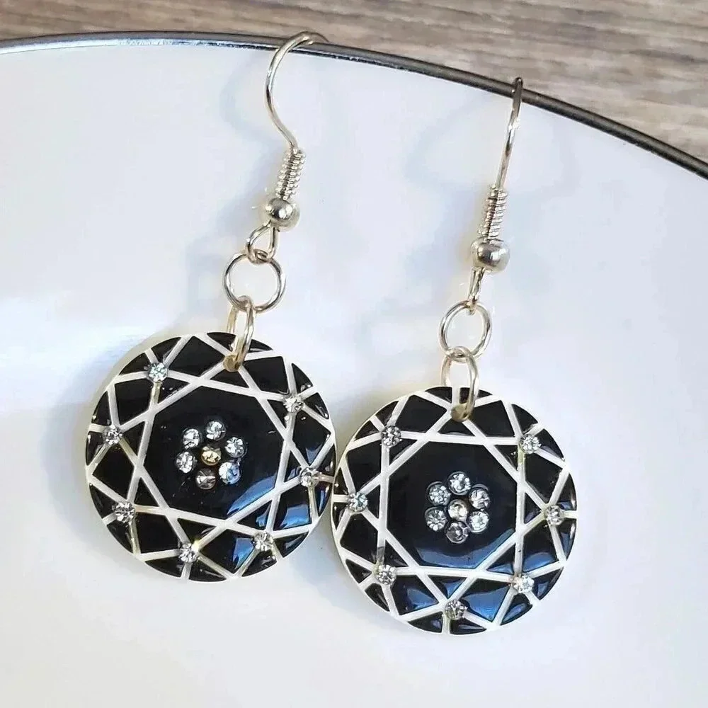 Vintage Y2K White Black Lucite Austrian Abstract Atomic Science Circles Earrings